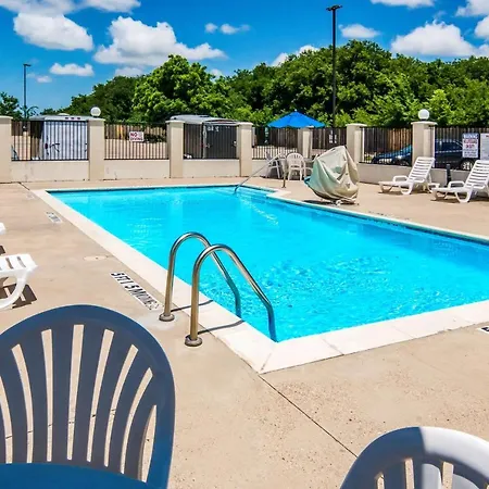 Motel 6-Cleburne, Tx